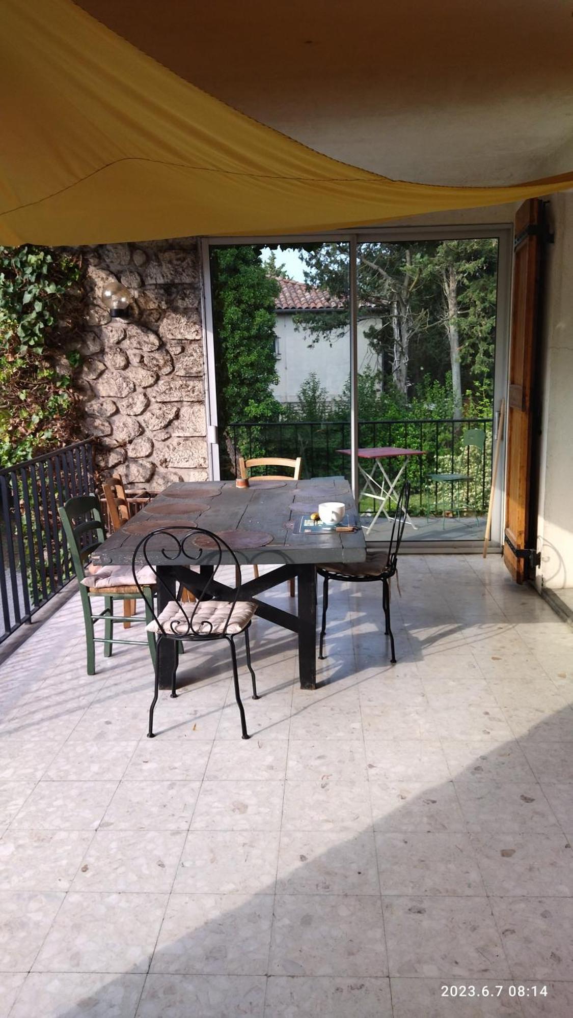 La Maison Du Bonheur Velleron Exterior foto