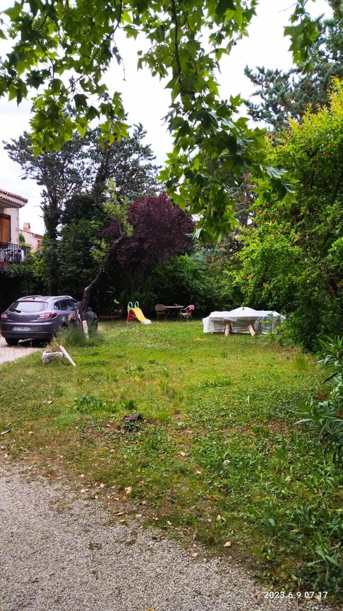 La Maison Du Bonheur Velleron Exterior foto
